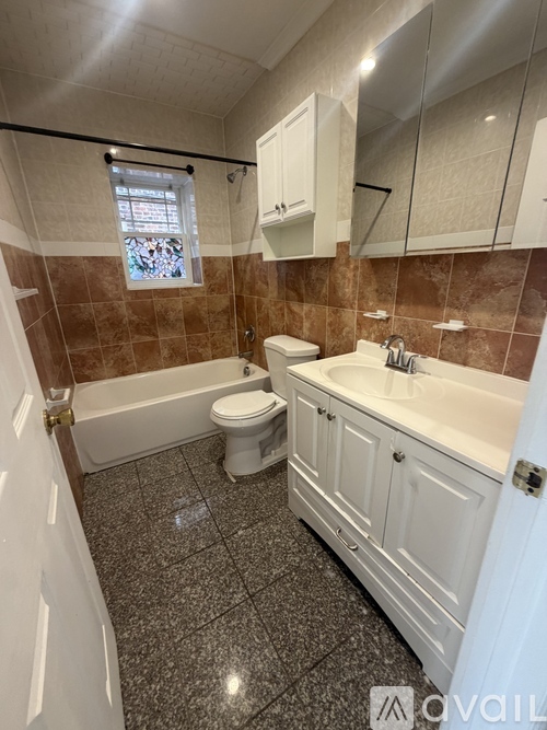 377 Danforth Ave 1 Apartment for Rent - Photo gallery 4
