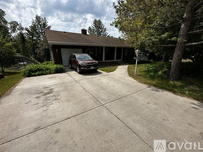 3626 E Superior St 3 Beds Single Family Home for Rent - Photo gallery 1