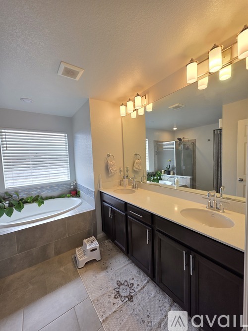 17286 Bluetrail Avenue 4 Beds Single Family Home for Rent - Photo gallery 5