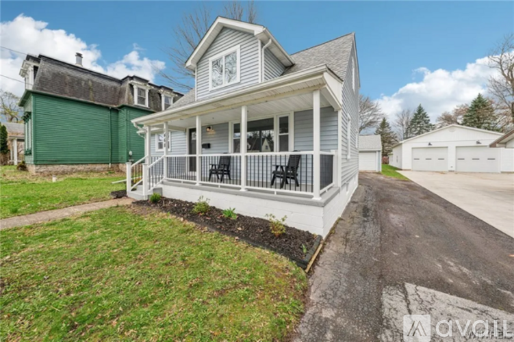 1468 Elm Street 3 Beds Single Family Home for Rent - Photo gallery 1