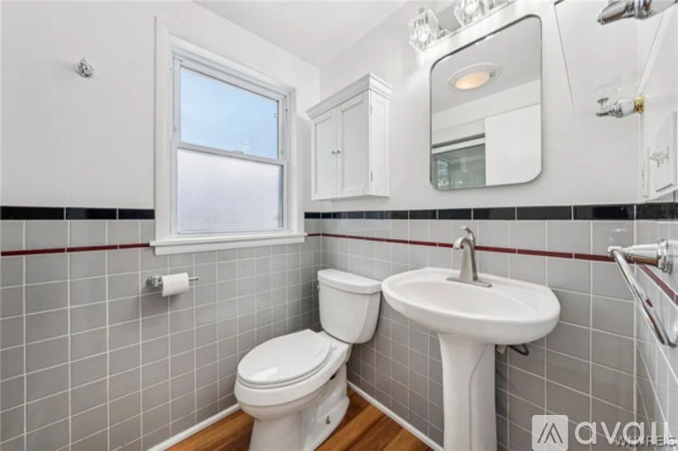 1468 Elm Street 3 Beds Single Family Home for Rent - Photo gallery 5
