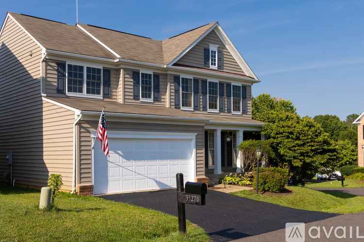 35270 Overlook Drive 4 Beds Single Family Home for Rent - Photo gallery 1