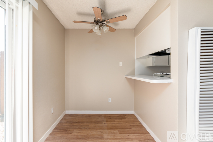 416 W North Ave. 2 Beds Apartment for Rent - Photo gallery 5