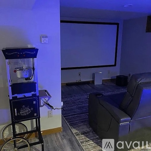 8330 Columbia Avenue 3 Beds Single Family Home for Rent - Photo gallery 2