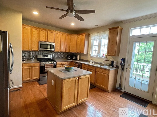 25417 Elm Ter 3 Beds Townhouse for Rent - Photo gallery 4