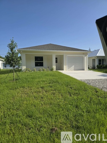 6135 7th Pl 3 Beds Single Family Home for Rent - Photo gallery 1