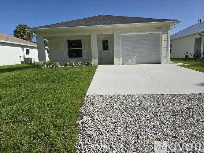 6135 7th Pl 3 Beds Single Family Home for Rent - Photo gallery 2