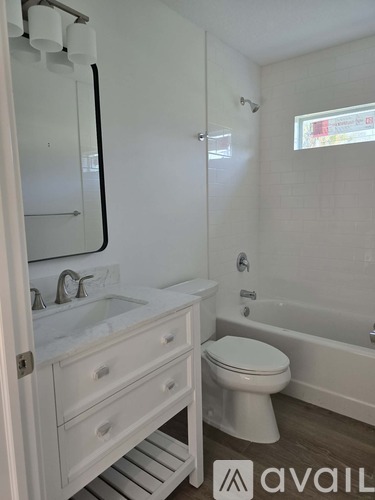 6125 7th Pl 3 Beds Single Family Home for Rent - Photo gallery 2