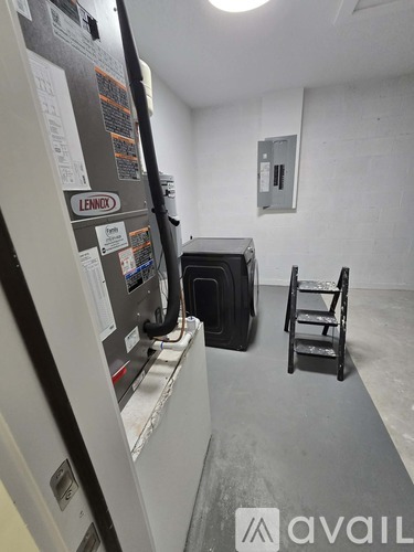 6125 7th Pl 3 Beds Single Family Home for Rent - Photo gallery 5