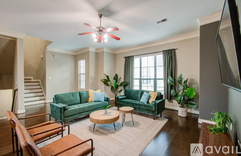 4001 Dallas St 3 Beds Townhouse for Rent - Photo gallery 3