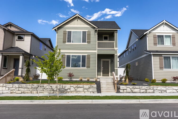 24513 E Feather Ct 3 Beds Single Family Home for Rent - Photo gallery 1