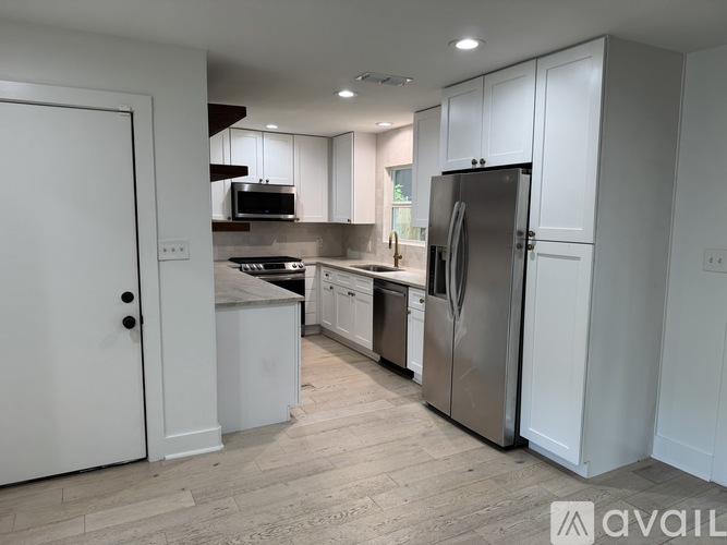 5002 Glencoe Circle 3 Beds Single Family Home for Rent - Photo gallery 4