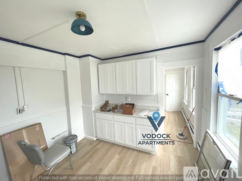 14 Crown St 2 Beds Apartment for Rent