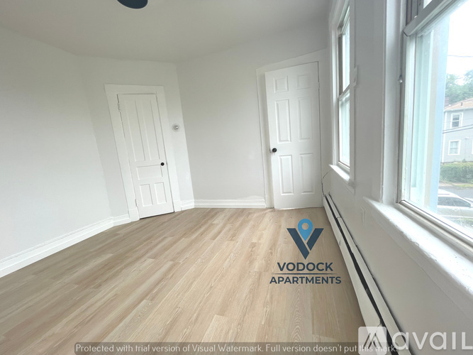 14 Crown St 2 Beds Apartment for Rent - Photo gallery 4