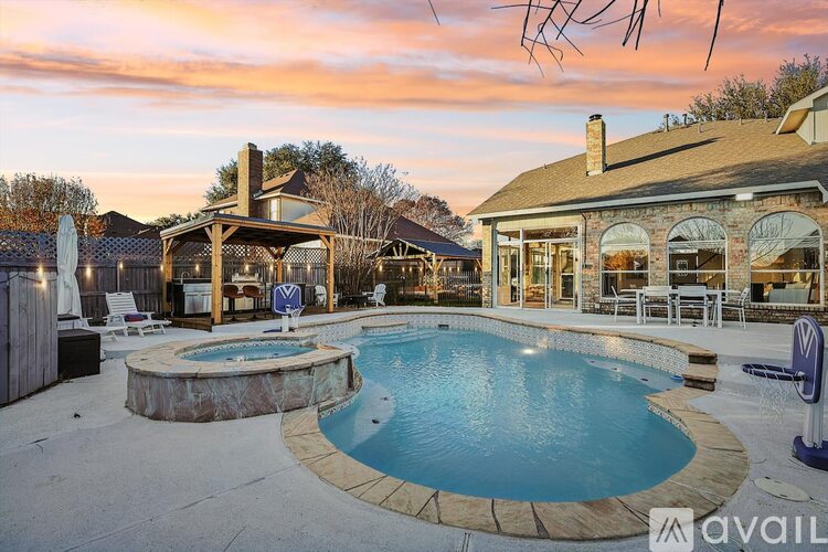 806 Longleaf Dr 5 Beds Single Family Home for Rent - Photo gallery 1