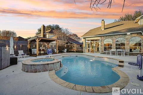 806 Longleaf Dr 5 Beds Apartment for Rent