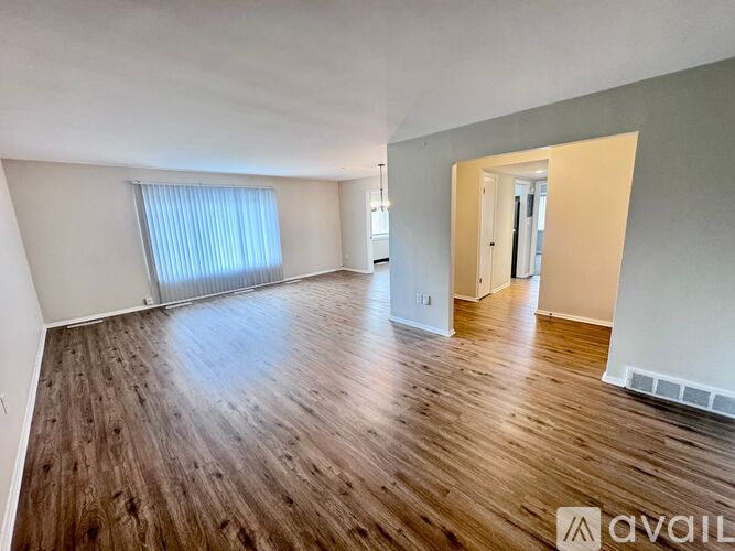 3311 Warrensville Center Rd 2 Beds Apartment for Rent - Photo gallery 4