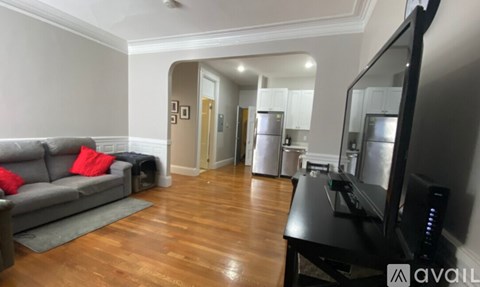 499 Beacon St 2 Beds Apartment for Rent