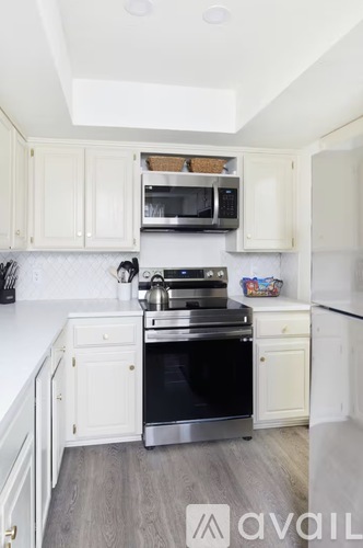 3212 Meadow Avenue 2 Beds Condo for Rent - Photo gallery 3