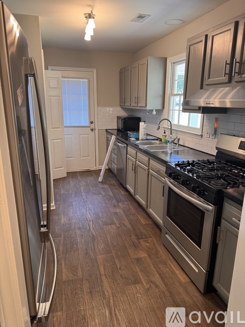 7221 Lea Wood Lane 3 Beds Single Family Home for Rent - Photo gallery 3