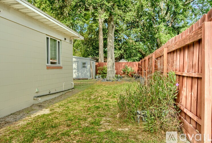1370 Labelle Street 4 Beds Single Family Home for Rent - Photo gallery 4
