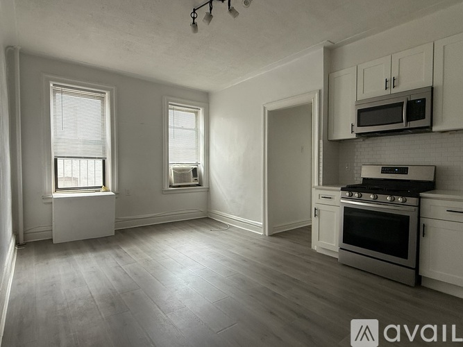 24-65 38th Street 1 Condo for Rent - Photo gallery 1