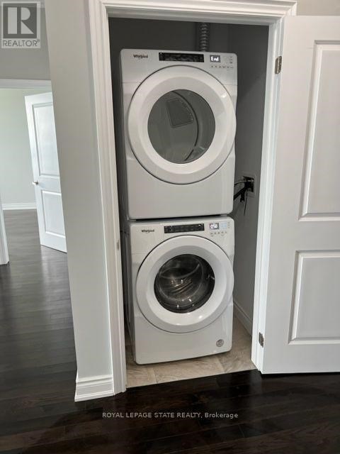 631 - 101 SHOREVIEW PLACE 3 Beds Apartment for Rent