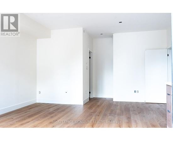 #4 - 7 EARNSCLIFFE ROAD Studio Home, Multifamily for Rent - Photo gallery 2
