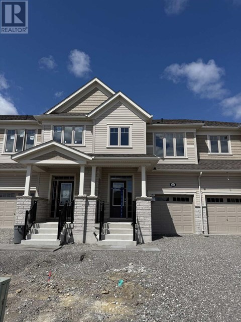43 SANDERSON DRIVE 3 Beds Apartment for Rent