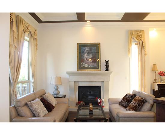 Upper Two Level 19670 71A AVENUE 5 Beds House for Rent - Photo gallery 4