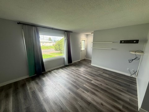 13533 119 Street Northwest 5 Beds Apartment for Rent
