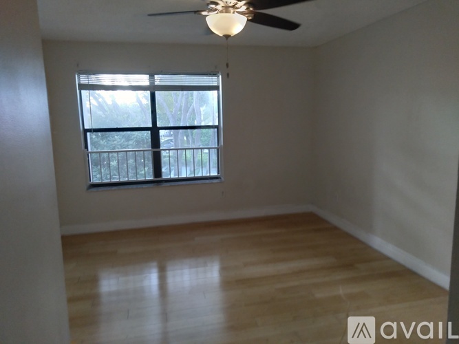 4261 W Mc Nab Rd 2 Beds Apartment for Rent - Photo gallery 4