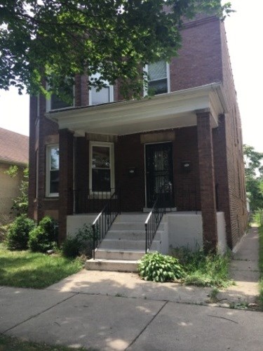7618 S St Lawrence Ave 3 Beds Apartment for Rent