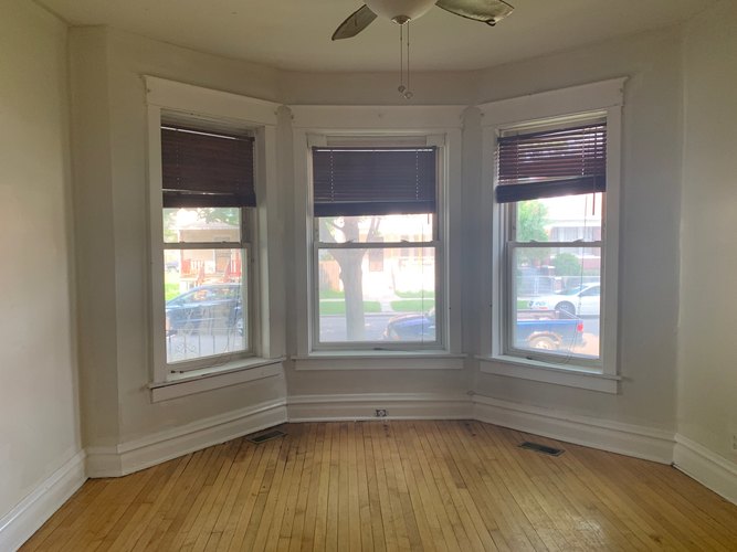 7618 S St Lawrence Ave 3 Beds Apartment for Rent - Photo gallery 4