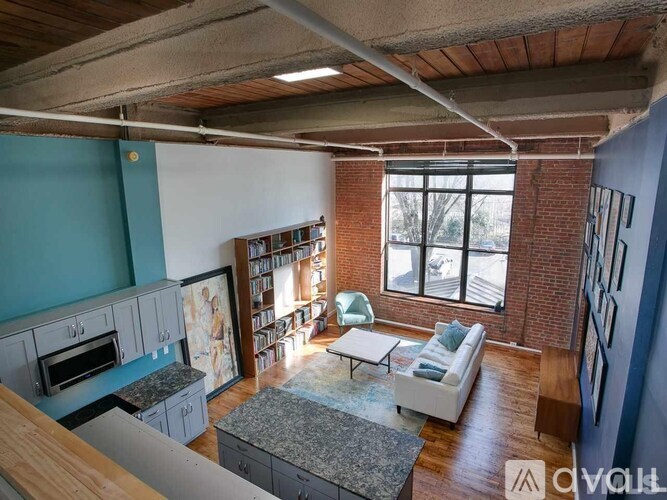500 North Duke Street 1 Single Family Home for Rent - Photo gallery 4