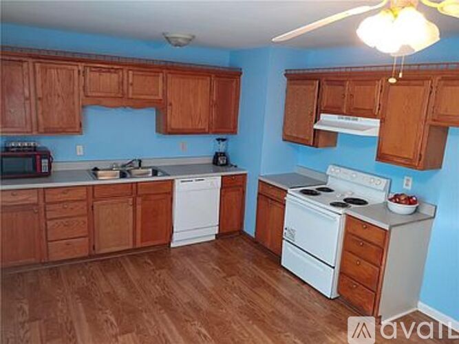 705 Zumwalt Ave 3 Beds Single Family Home for Rent - Photo gallery 4