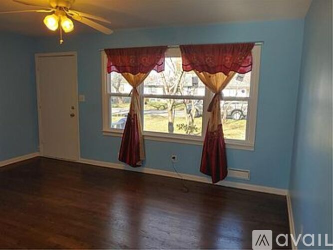 705 Zumwalt Ave 3 Beds Single Family Home for Rent - Photo gallery 5