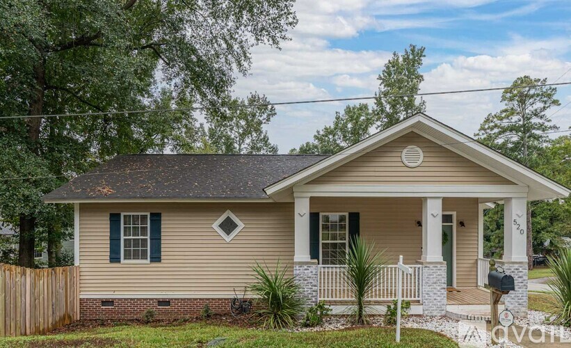 520 Summerlea Drive 2 Beds Single Family Home for Rent - Photo gallery 1