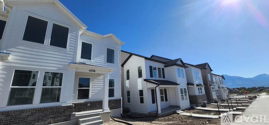 4336 W Watchmen Wy 4 Beds Townhouse for Rent - Photo gallery 1