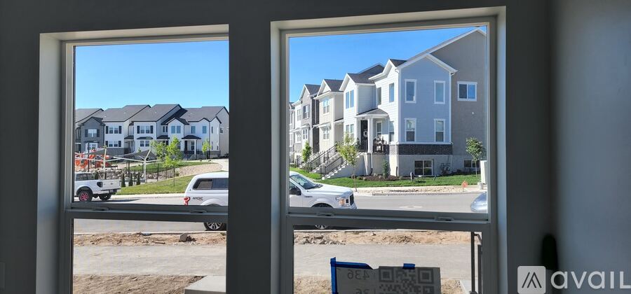 4336 W Watchmen Wy 4 Beds Townhouse for Rent - Photo gallery 3