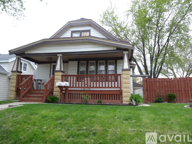 1224 Marion Avenue 1 Townhouse for Rent - Photo gallery 2