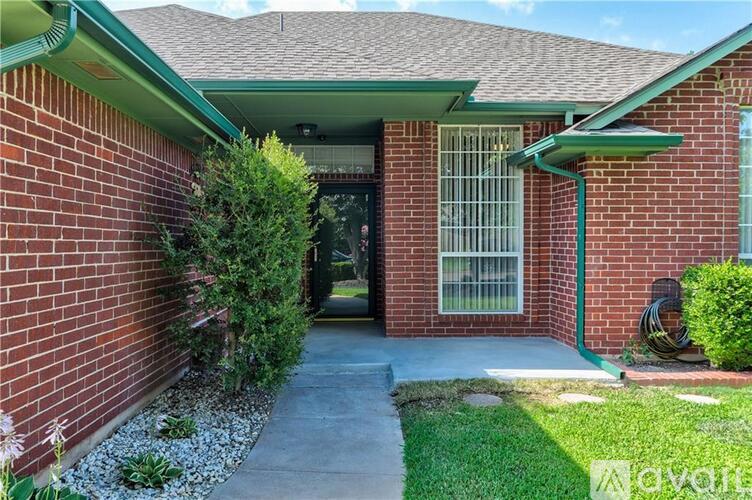 1716 NW 174th St 4 Beds Single Family Home for Rent - Photo gallery 2
