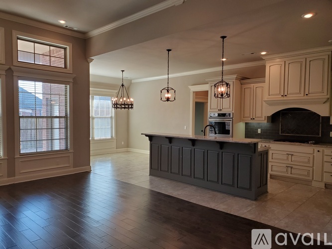 6524 West Coat Bridge 4 Beds Single Family Home for Rent - Photo gallery 3