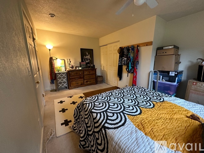 17520 6 Mile Rd 3 Beds Single Family Home for Rent - Photo gallery 3
