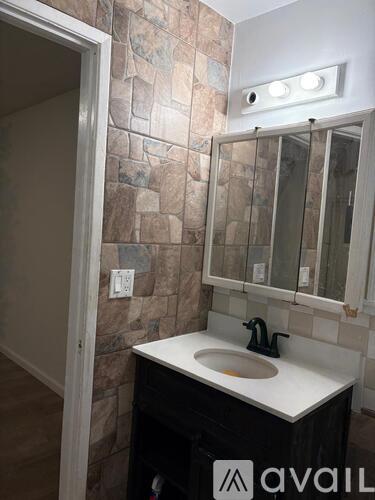 86 Huntington Cir 5 Beds Single Family Home for Rent - Photo gallery 3