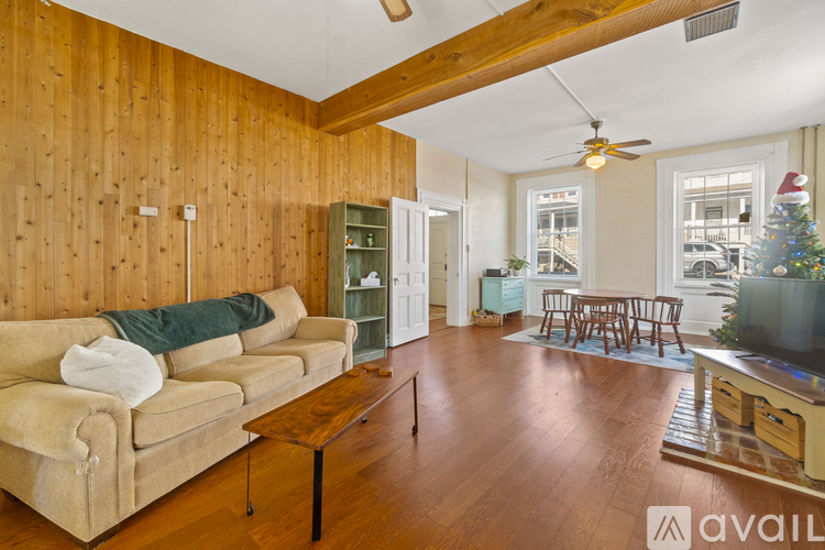 308 W Main St 1 Apartment for Rent - Photo gallery 4