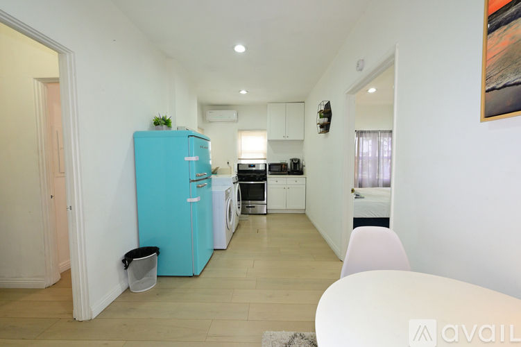 1489 E Colorado Blvd 1 Apartment for Rent - Photo gallery 2