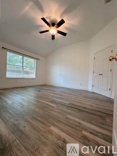 11601 Crystal Falls Drive 3 Beds Single Family Home for Rent - Photo gallery 5