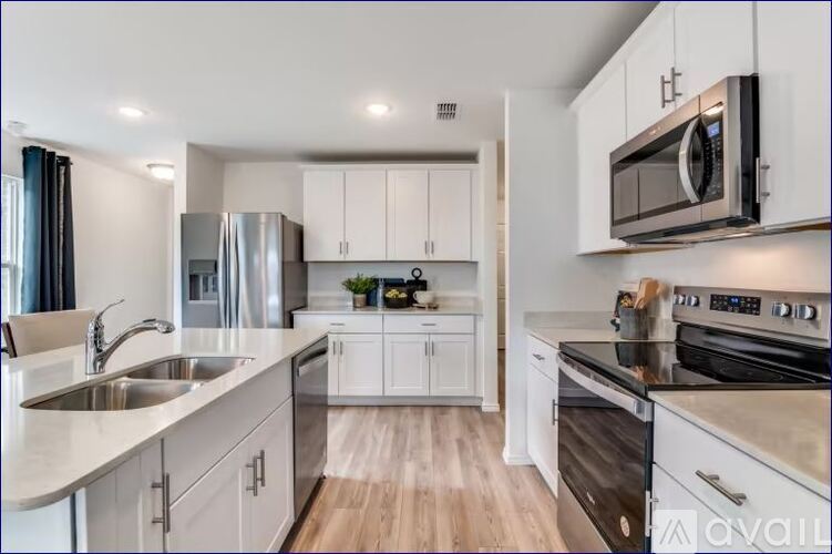 880 Lake Fletcher Road 4 Beds Single Family Home for Rent - Photo gallery 5