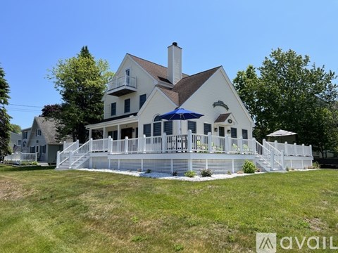 116 Airport Dr 4 Beds Apartment for Rent